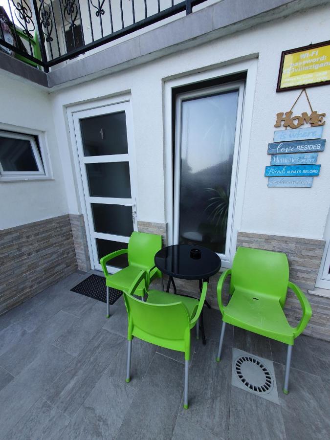 Family Apartment Near Old Town Mostar Bagian luar foto