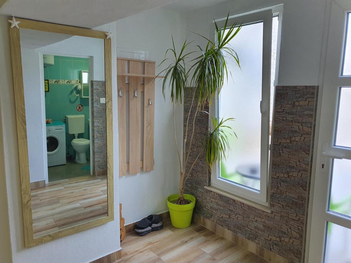 Family Apartment Near Old Town Mostar Bagian luar foto