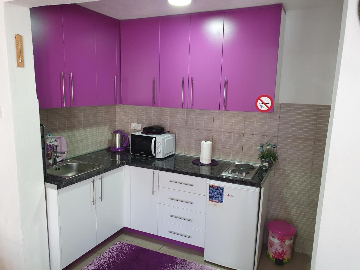 Family Apartment Near Old Town Mostar Bagian luar foto